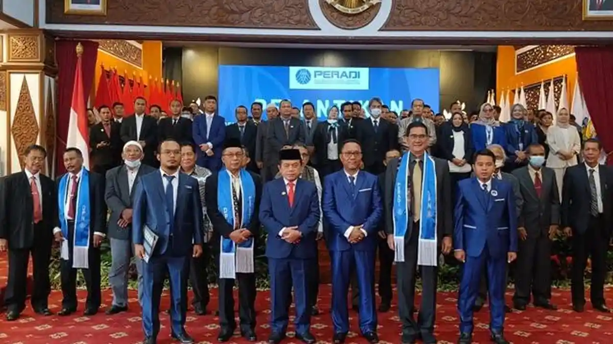 Profesi Advokat di PERADI NTT